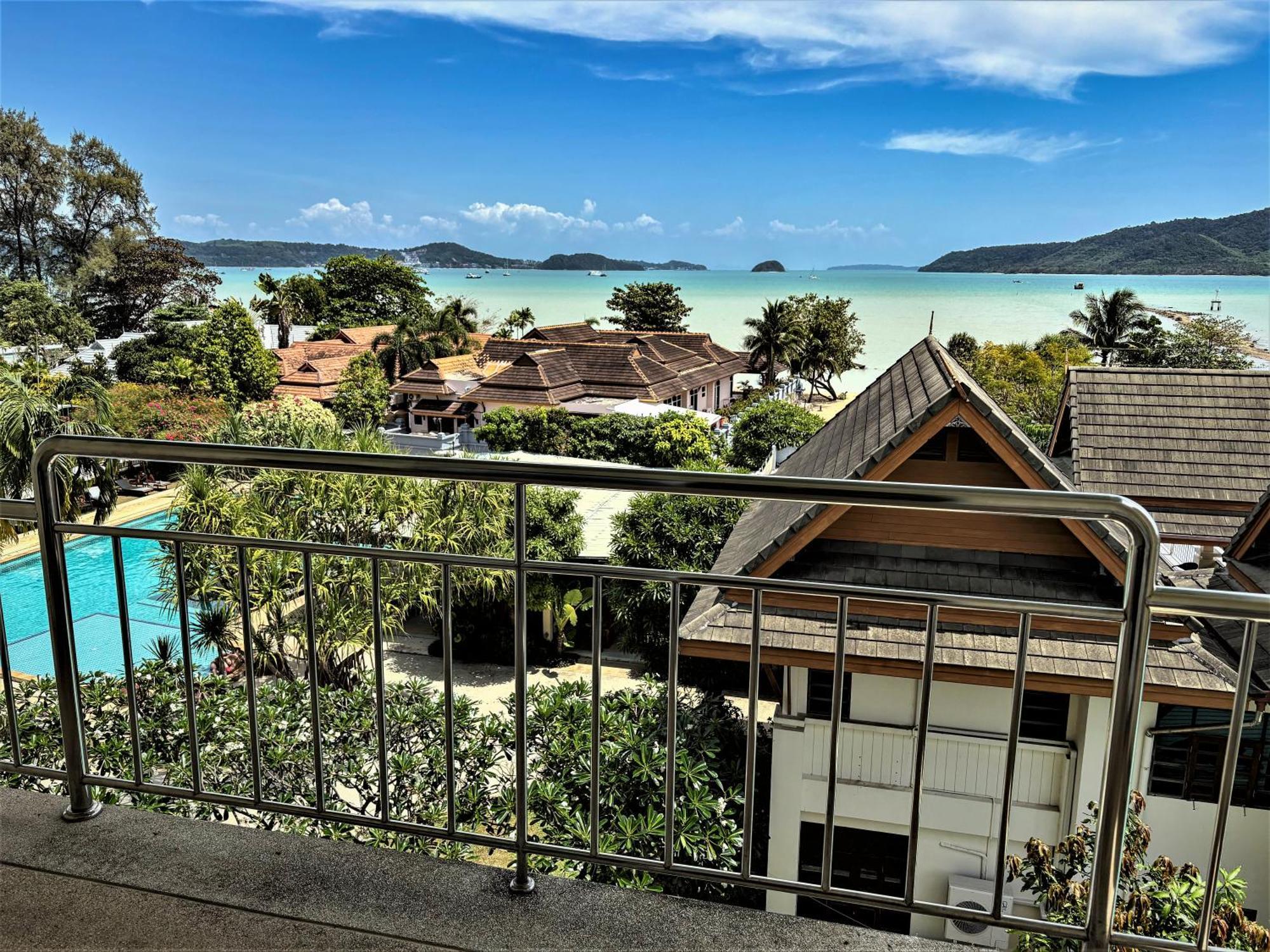 Blue Beach Grand Resort And Spa In Chalong Phuket By Dayuu Ban Saiyuan Exterior foto